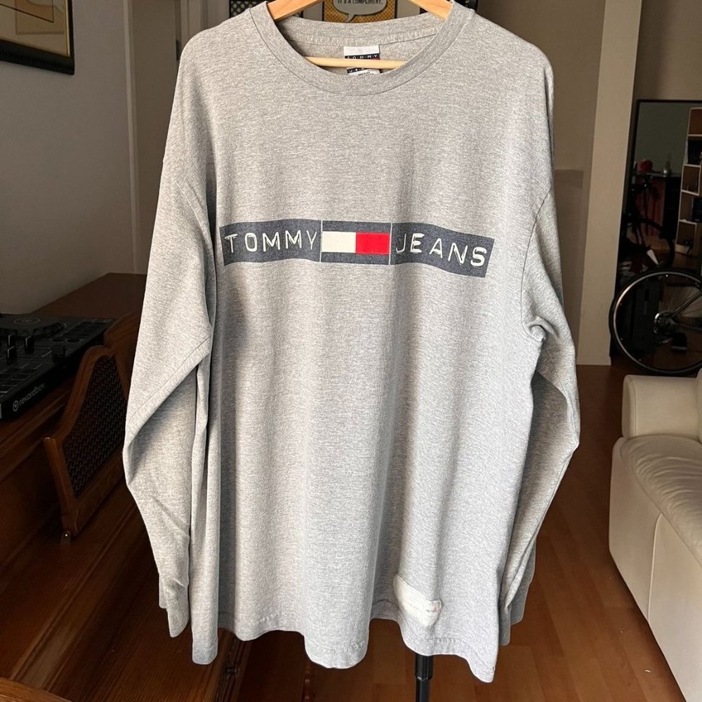 VINTAGE HILFIGER TOMMY JEANS MENS GREY LONG SLEEVE T SHIRT SIZE XL 90S Y2K HYPE